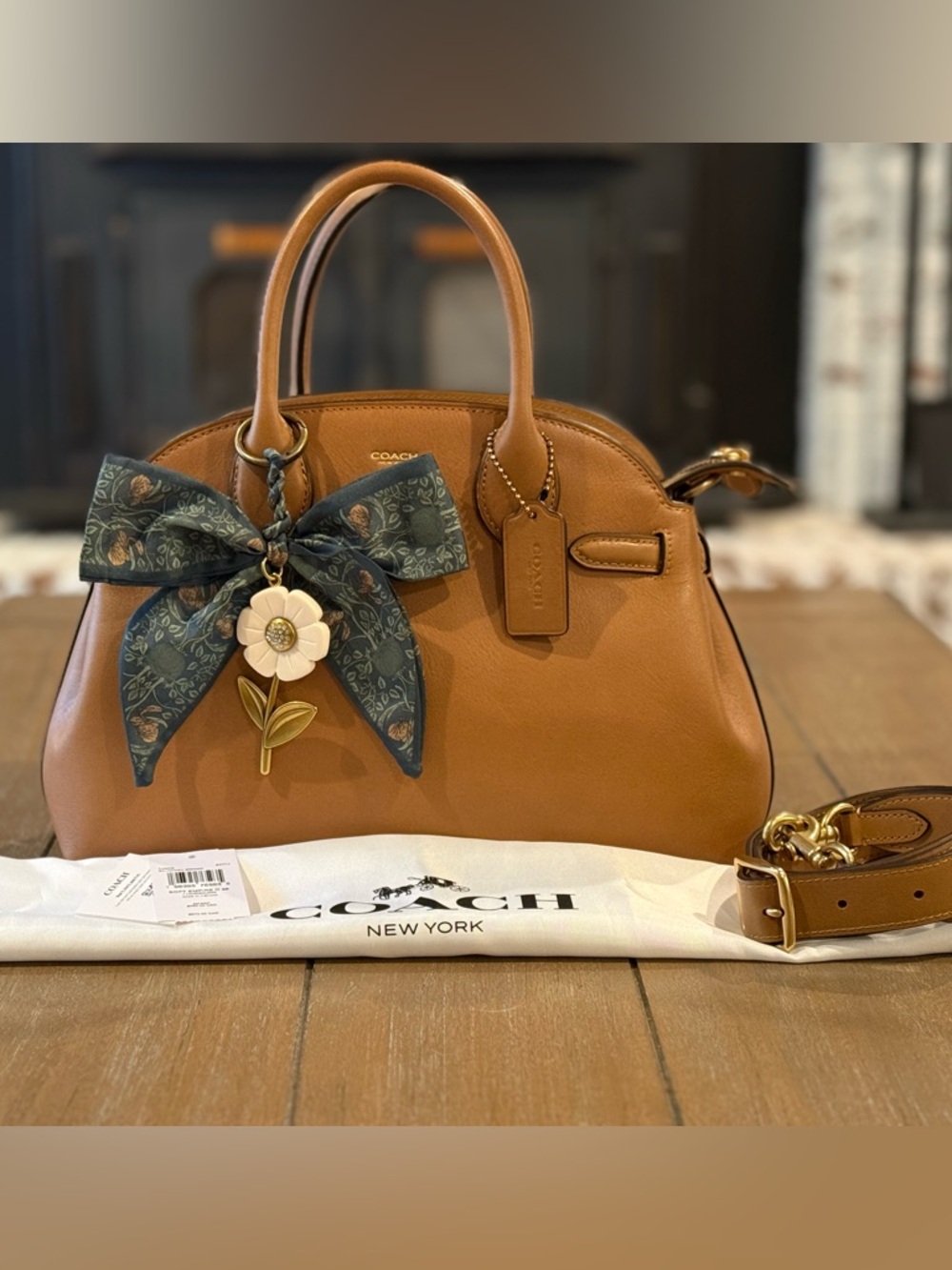 Coach Empire 28 Honey Brown